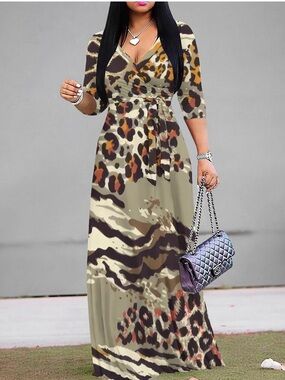NWOT Women’s 3/4 Sleeve Leopard Print Maxi Dress Size Small